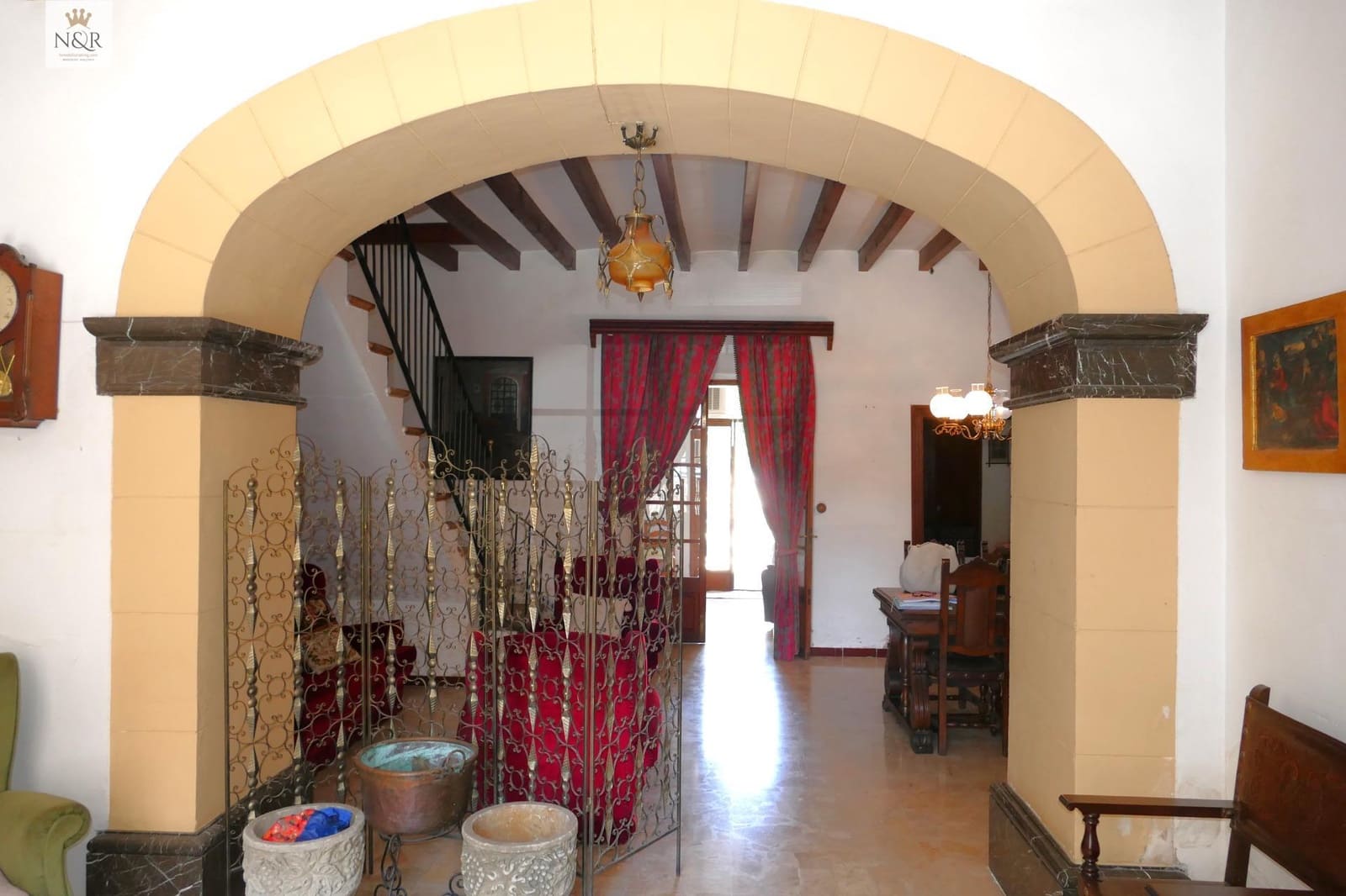 4 bedroom Townhouse for sale in Consell with garage - € 960,000 (Ref: 9936798)