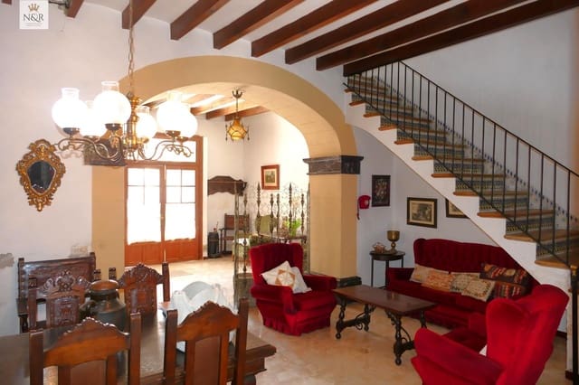 4 slaapkamer Huis te koop in Consell met garage - € 960.000 (Ref: 9936798)