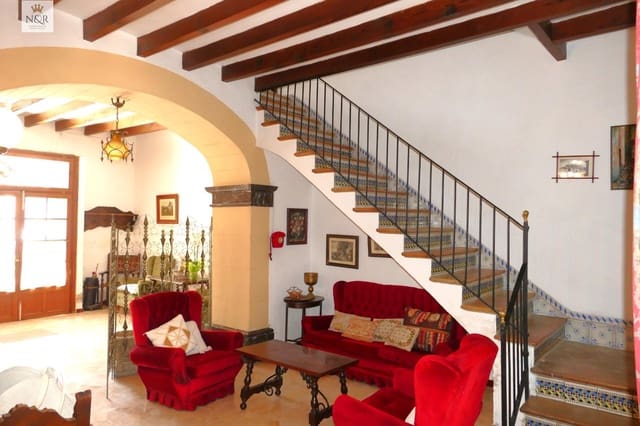 4 slaapkamer Huis te koop in Consell met garage - € 960.000 (Ref: 9936798)