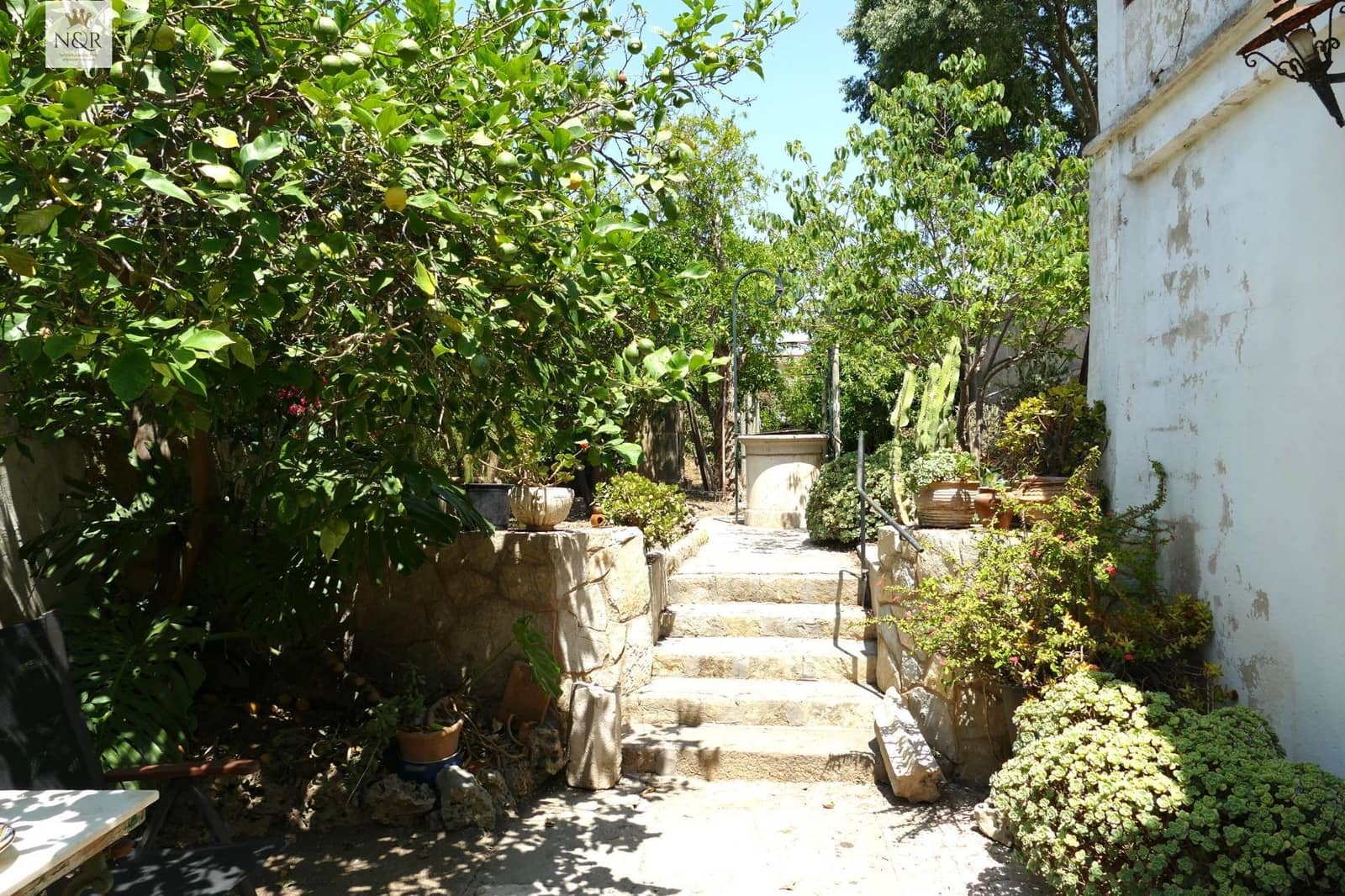 4 bedroom Townhouse for sale in Consell with garage - € 960,000 (Ref: 9936798)
