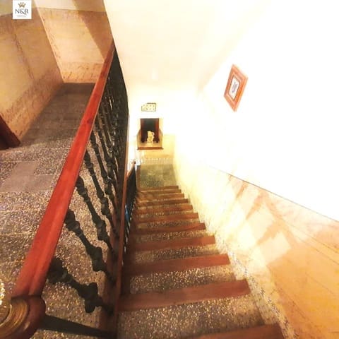 Casa de 6 habitaciones en Sóller en alquiler con garaje - 3.500 € (Ref: 9936799)