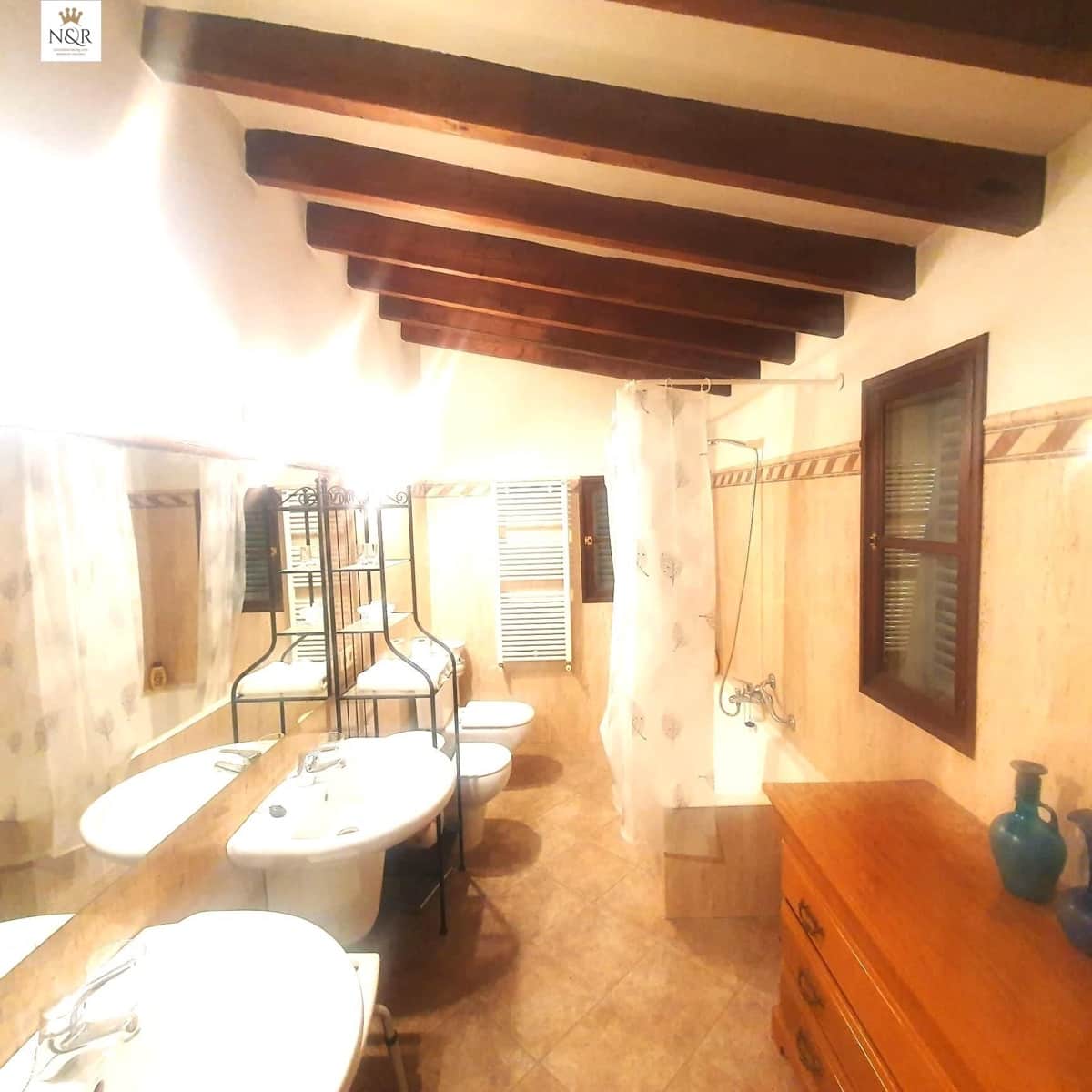 6 bedroom Townhouse for rent in Soller with garage - € 3,500 (Ref: 9936799)