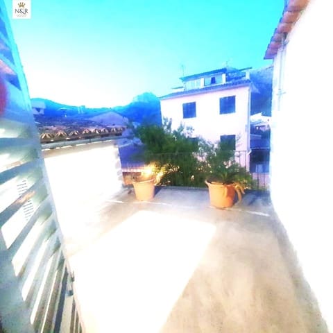 Casa de 6 habitaciones en Sóller en alquiler con garaje - 3.500 € (Ref: 9936799)