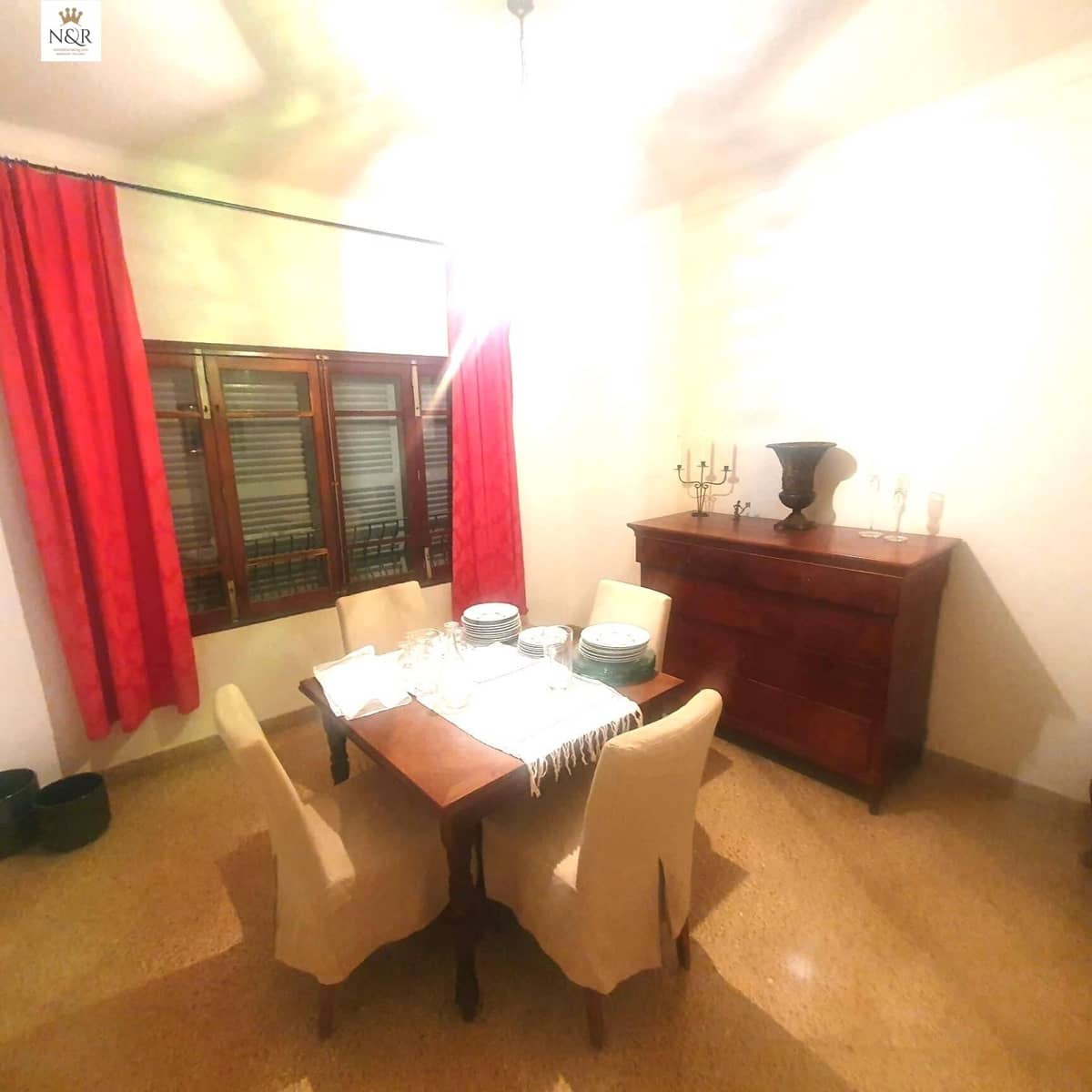 6 bedroom Townhouse for rent in Soller with garage - € 3,500 (Ref: 9936799)