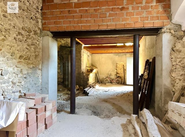 Finca/Casa Rural de 6 habitaciones en Llubí en venta - 900.000 € (Ref: 9977474)