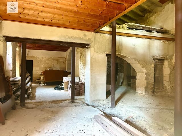 Finca/Casa Rural de 6 habitaciones en Llubí en venta - 900.000 € (Ref: 9977474)