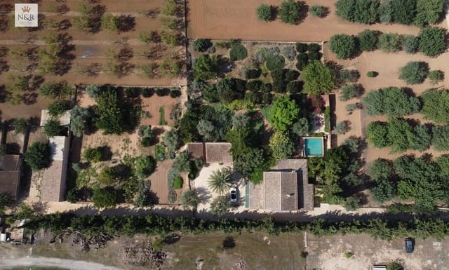 4 slaapkamer Finca/Landhuis te koop in Inca met zwembad - € 920.000 (Ref: 9999696)