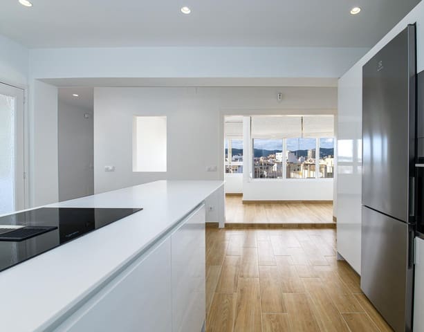 2 makuuhuone Kattohuoneisto myytävänä paikassa La Missió, Palma de Mallorca - 630 000 € (Ref: 10005684)