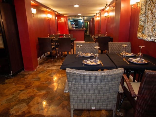 Local Comercial en Son Servera en alquiler - 2.000 € (Ref: 10035453)