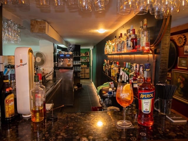 Local Comercial en Son Servera en alquiler - 2.000 € (Ref: 10035453)
