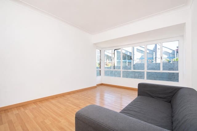 2 bedroom Flat for sale in El Terreno, Palma de Mallorca - € 375,000 (Ref: 10035454)