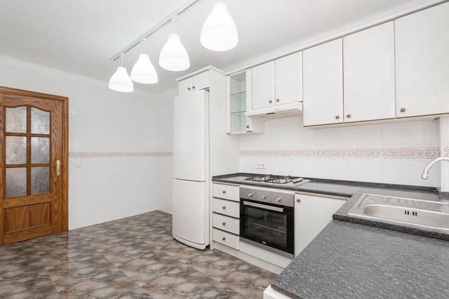 3 slaapkamer Rijtjeshuis te koop in Palma de Mallorca met garage - € 1.188.000 (Ref: 10037496)