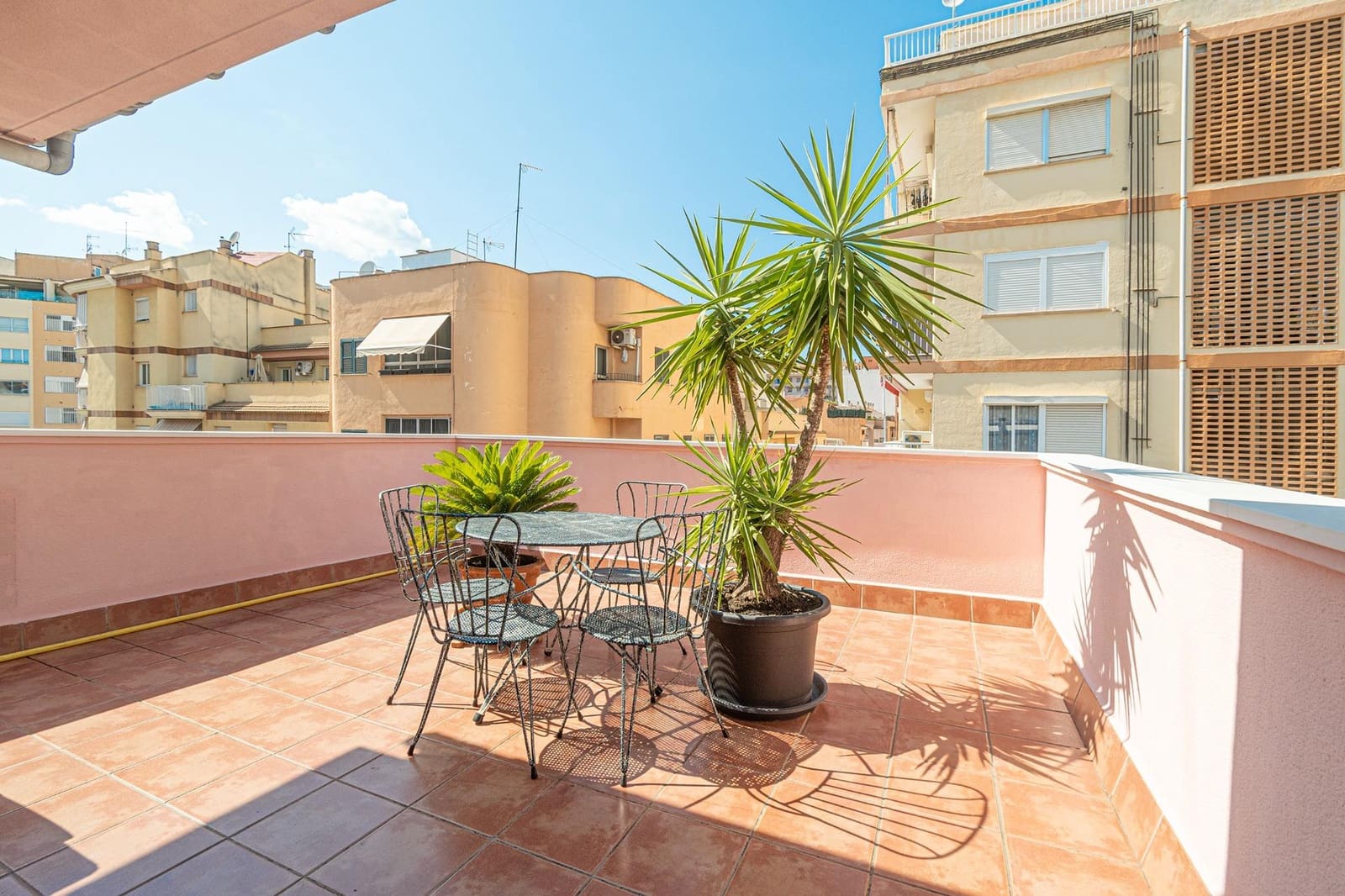 3 slaapkamer Rijtjeshuis te koop in Palma de Mallorca met garage - € 1.188.000 (Ref: 10037496)