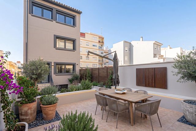 3 bedroom Terraced Villa for sale in Palma de Mallorca with garage - € 1,188,000 (Ref: 10037496)