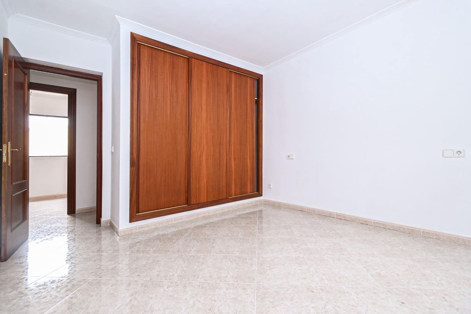 3 sypialnia Dom szeregowy na sprzedaż w Palma de Mallorca z garażem - 490 000 € (Ref: 10044881)