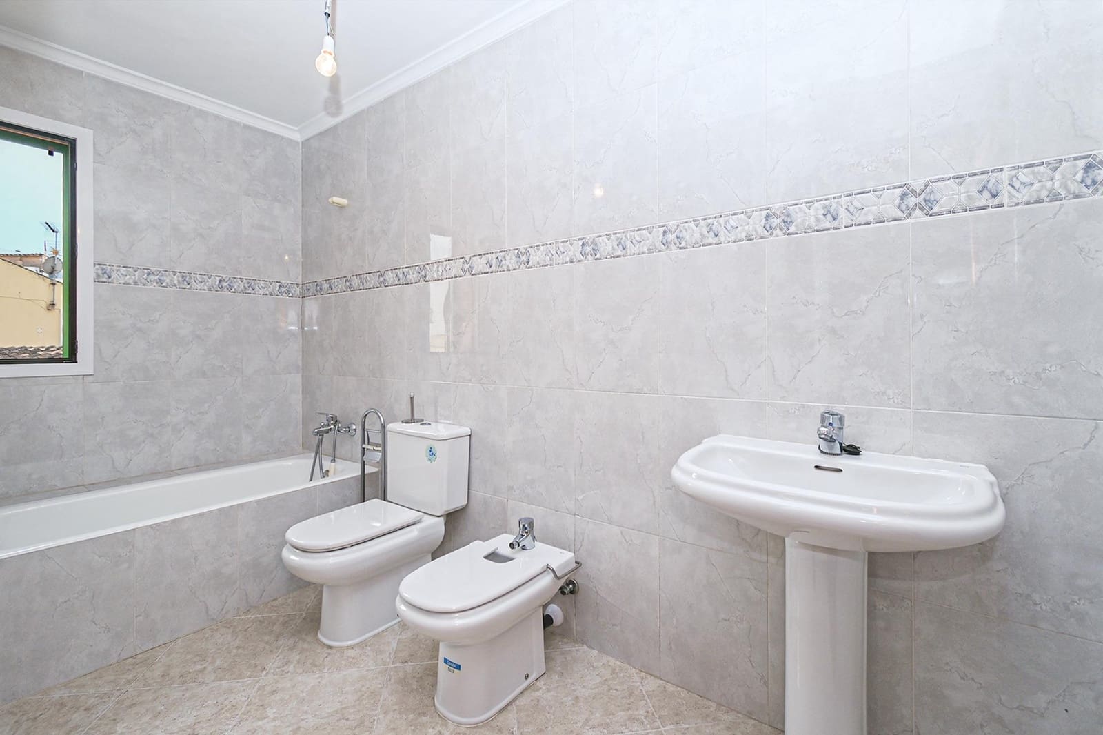 3 sypialnia Dom szeregowy na sprzedaż w Palma de Mallorca z garażem - 490 000 € (Ref: 10044881)