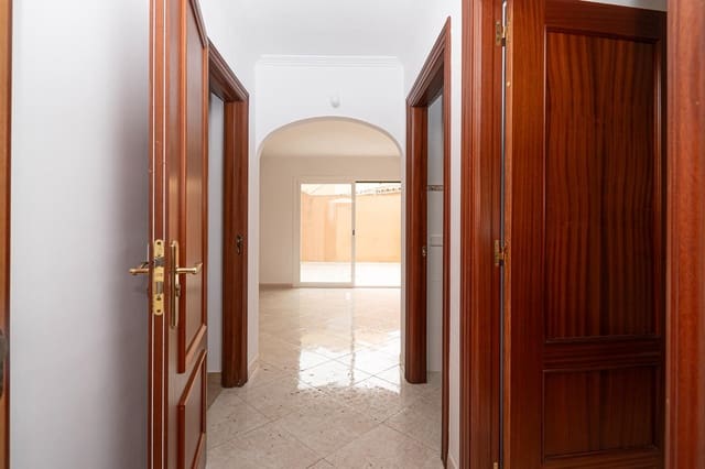 3 sypialnia Dom szeregowy na sprzedaż w Palma de Mallorca z garażem - 490 000 € (Ref: 10044881)