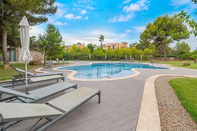 3 sovrum Lägenhet till salu i Santa Ponsa, Calvià med pool - 1 300 000 € (Ref: 10047407)