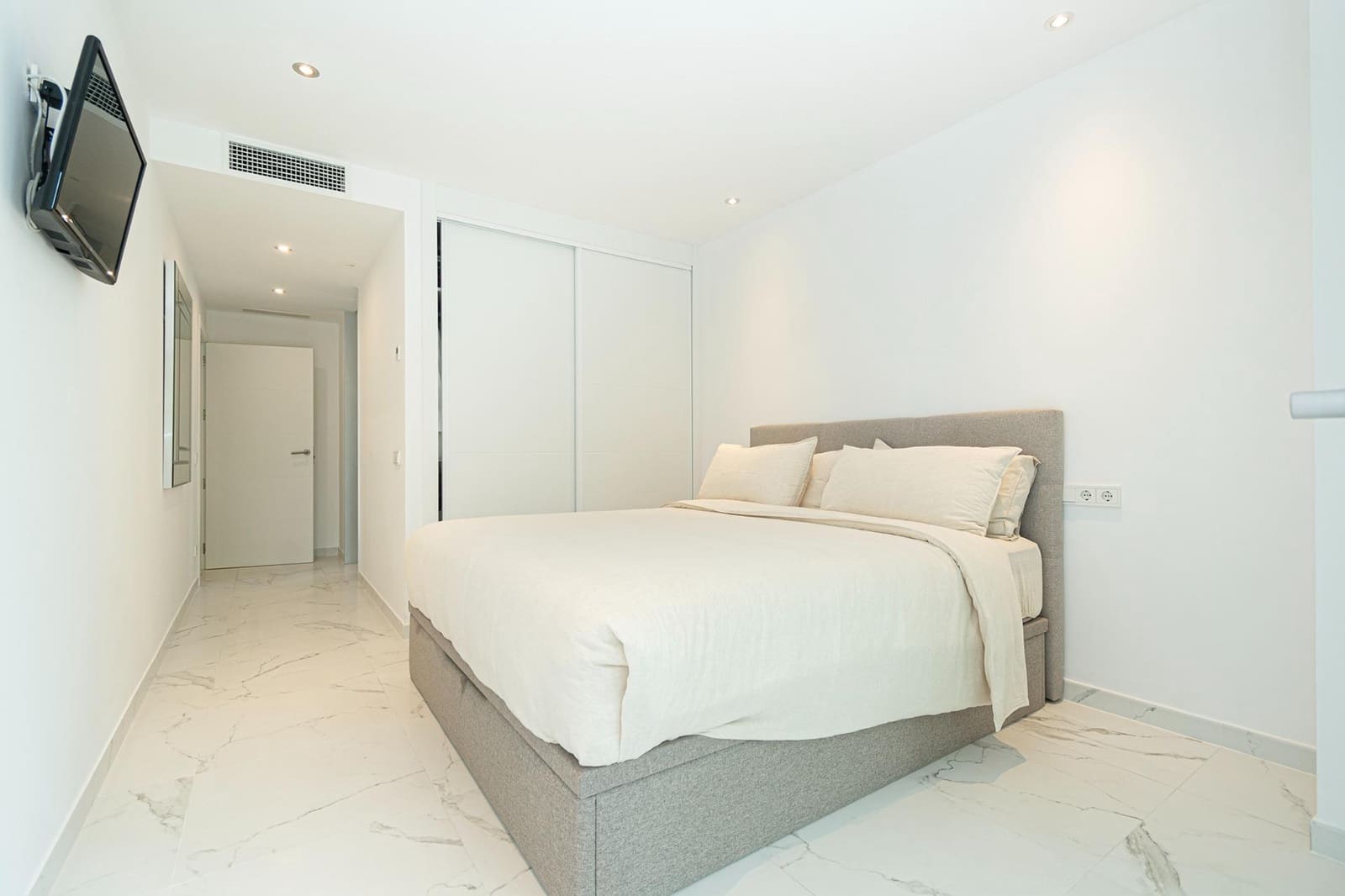 3 sovrum Lägenhet till salu i Santa Ponsa med pool - 1 300 000 € (Ref: 10047407)