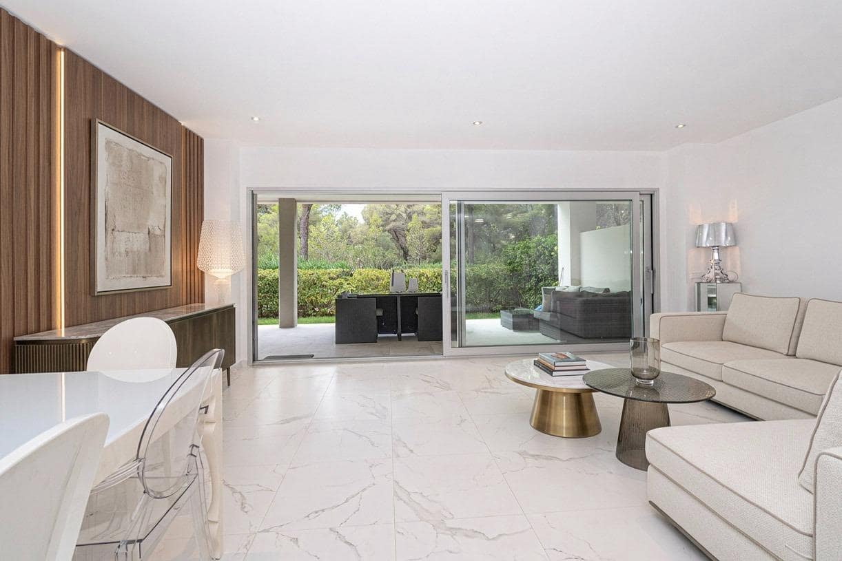 3 bedroom Apartment for sale in Santa Ponsa with pool garage - € 1,300,000 (Ref: 10047407)