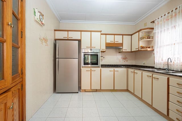 4 Zimmer Apartment zu verkaufen in Son Canals, Palma de Mallorca - 369.000 € (Ref: 10076483)