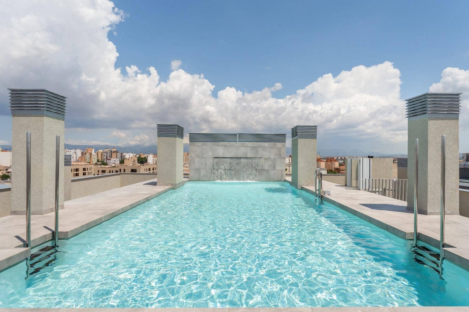 2 soveværelse Penthouse til leje i Palma de Mallorca med swimmingpool garage - € 2.300 (Ref: 10098480)