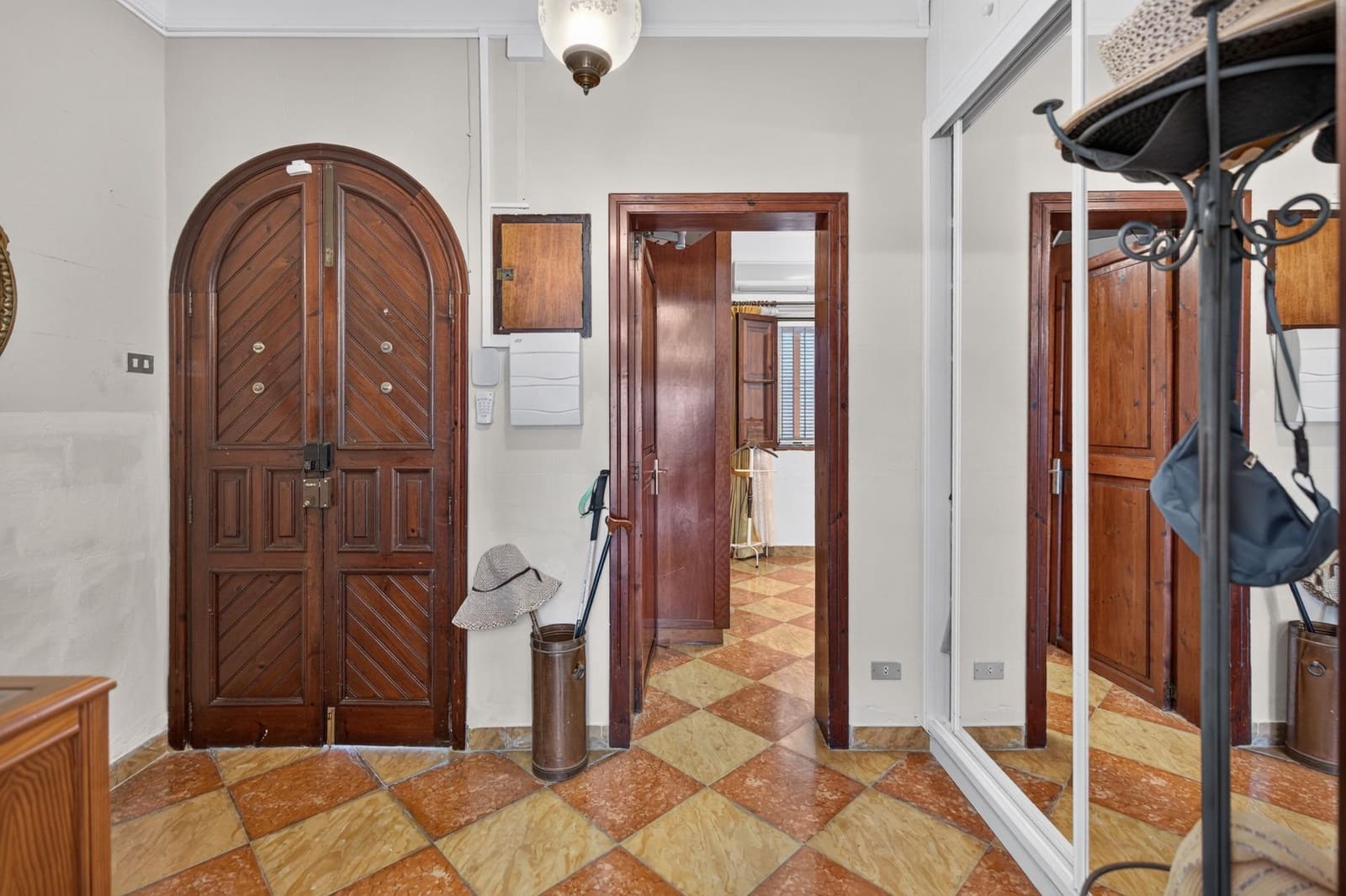 Chalet de 5 habitaciones en Coll d'en Rabassa en venta con garaje - 1.395.000 € (Ref: 10177261)