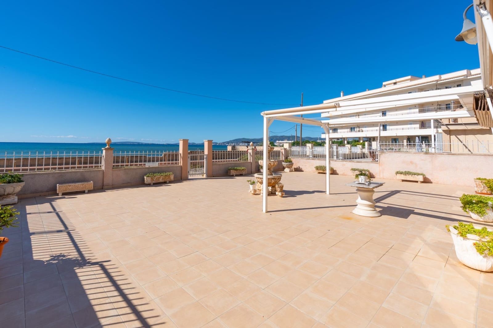 Chalet de 5 habitaciones en Coll d'en Rabassa en venta con garaje - 1.395.000 € (Ref: 10177261)