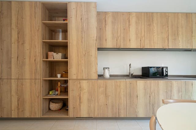 2 slaapkamer Kantoor te koop in El Terreno, Palma de Mallorca - € 250.000 (Ref: 10187167)