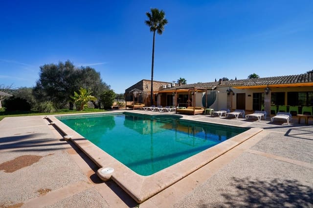 Finca/Casa Rural de 6 habitaciones en Canyamel, Capdepera en venta con piscina - 2.200.000 € (Ref: 8458607)