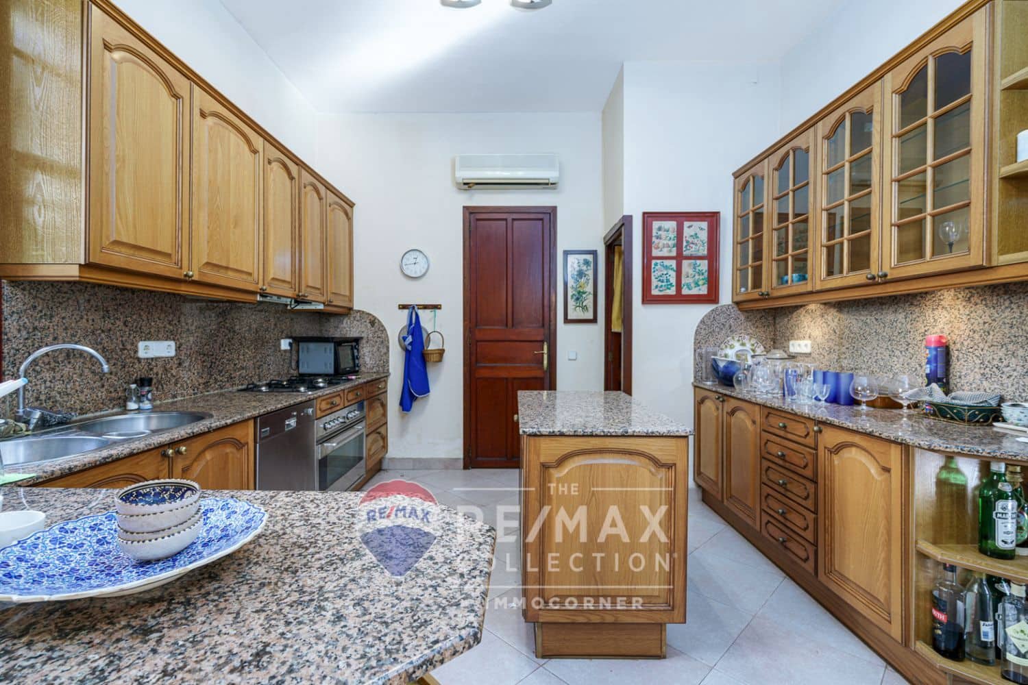 11 soverom Villa til salgs i Cala Mayor med garasje - € 3 500 000 (Ref: 8458609)