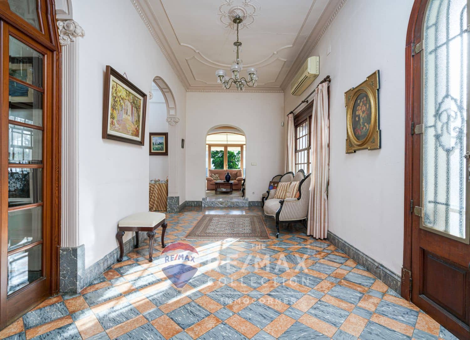 11 soverom Villa til salgs i Cala Mayor med garasje - € 3 500 000 (Ref: 8458609)