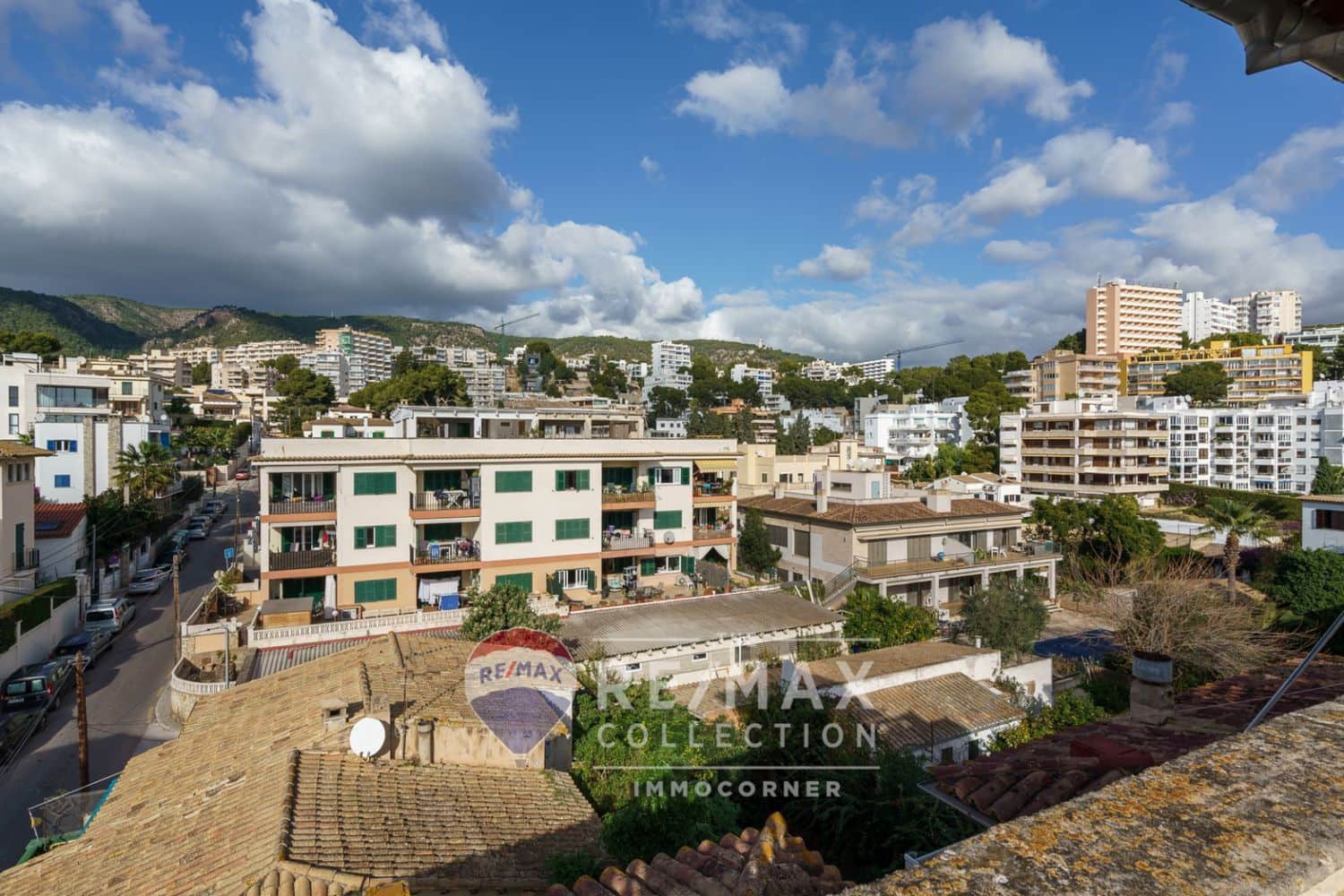 11 soverom Villa til salgs i Cala Mayor med garasje - € 3 500 000 (Ref: 8458609)