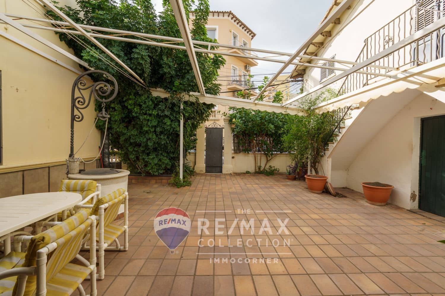 11 soverom Villa til salgs i Cala Mayor med garasje - € 3 500 000 (Ref: 8458609)