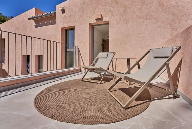 3 sovrum Radhus till salu i Esporles med pool - 855 000 € (Ref: 8458624)