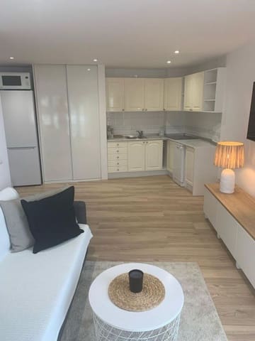 2 sovrum Lägenhet att hyra i Cala Fornells, Calvià med pool - 2 100 € (Ref: 8458629)