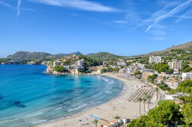 2 sovrum Lägenhet att hyra i Peguera / Paguera, Calvià med pool - 1 800 € (Ref: 8458629)