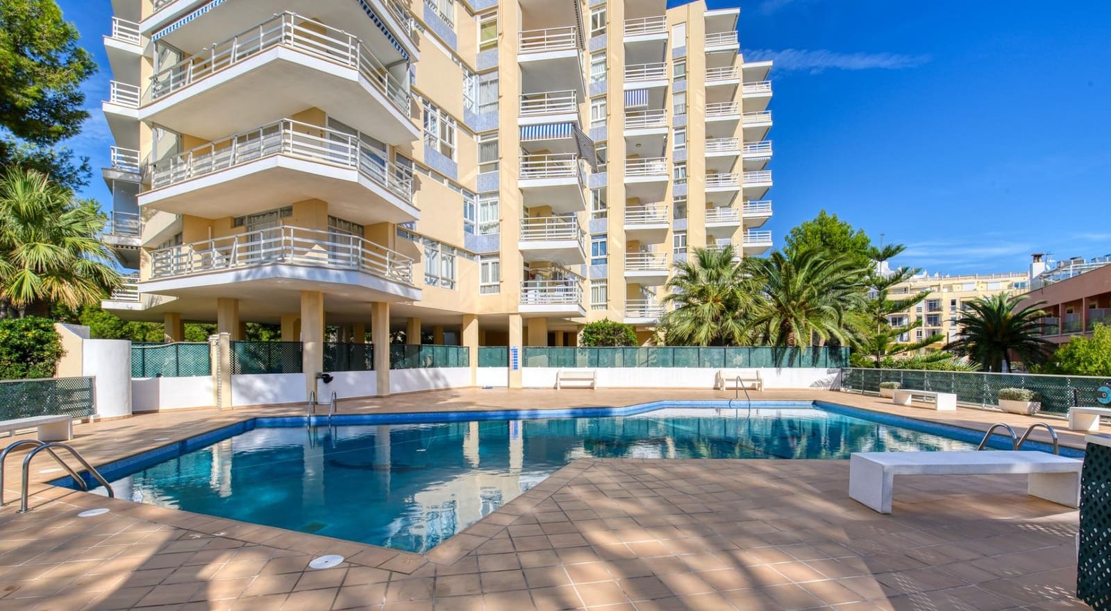 2 quarto Apartamento para arrendar em Peguera / Paguera com piscina - 1 800 € (Ref: 8458629)