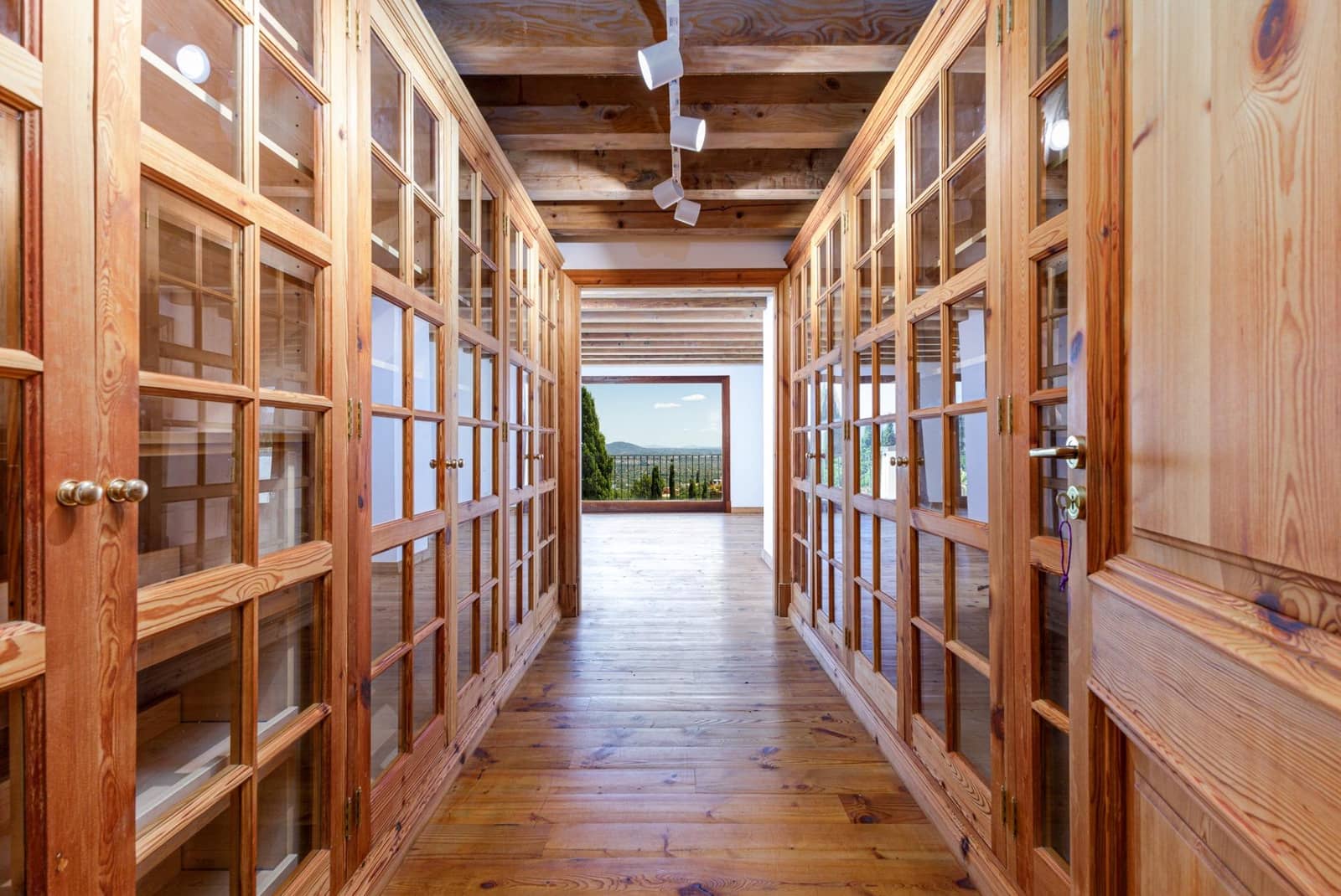 6 bedroom Villa for rent in Esporles with pool garage - € 15,000 (Ref: 8458635)