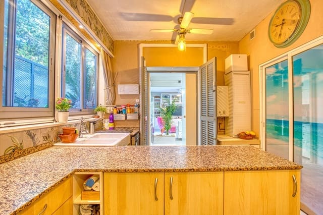 3 sypialnia Apartament na sprzedaż w Bendinat, Calvià z basenem garażem - 549 500 € (Ref: 8458636)