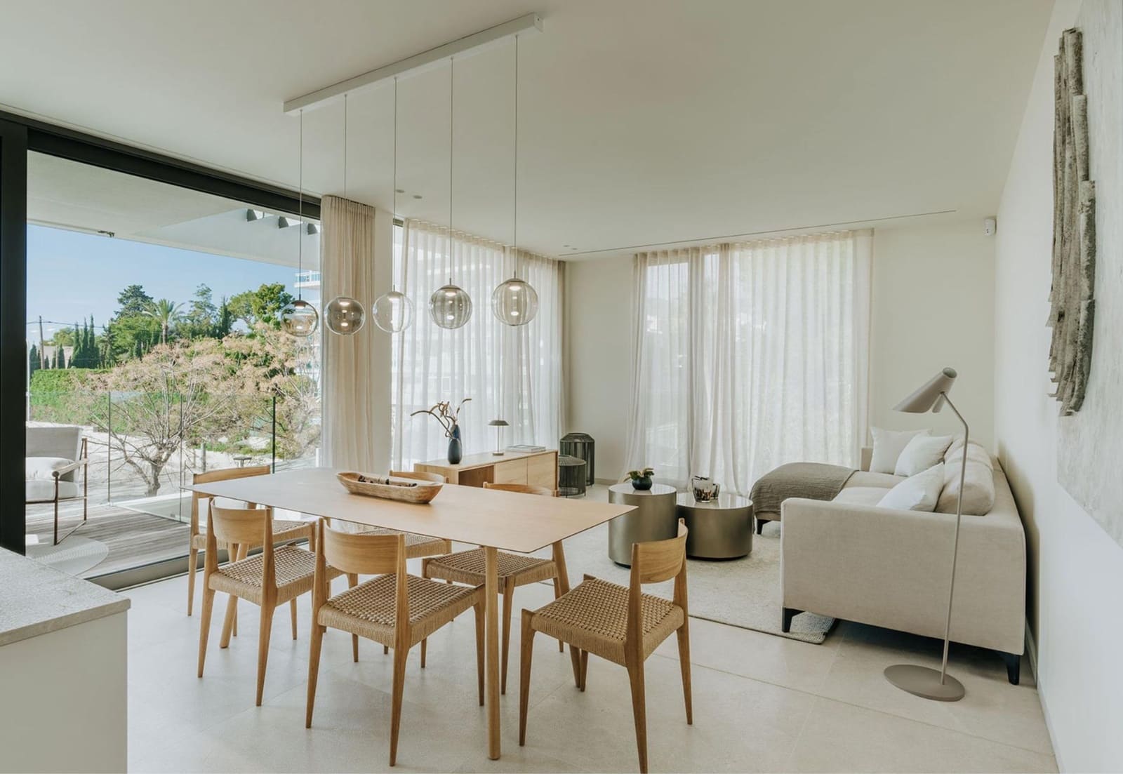 2 soveværelse Lejlighed til salg i Cala Mayor med swimmingpool garage - € 745.000 (Ref: 8458640)