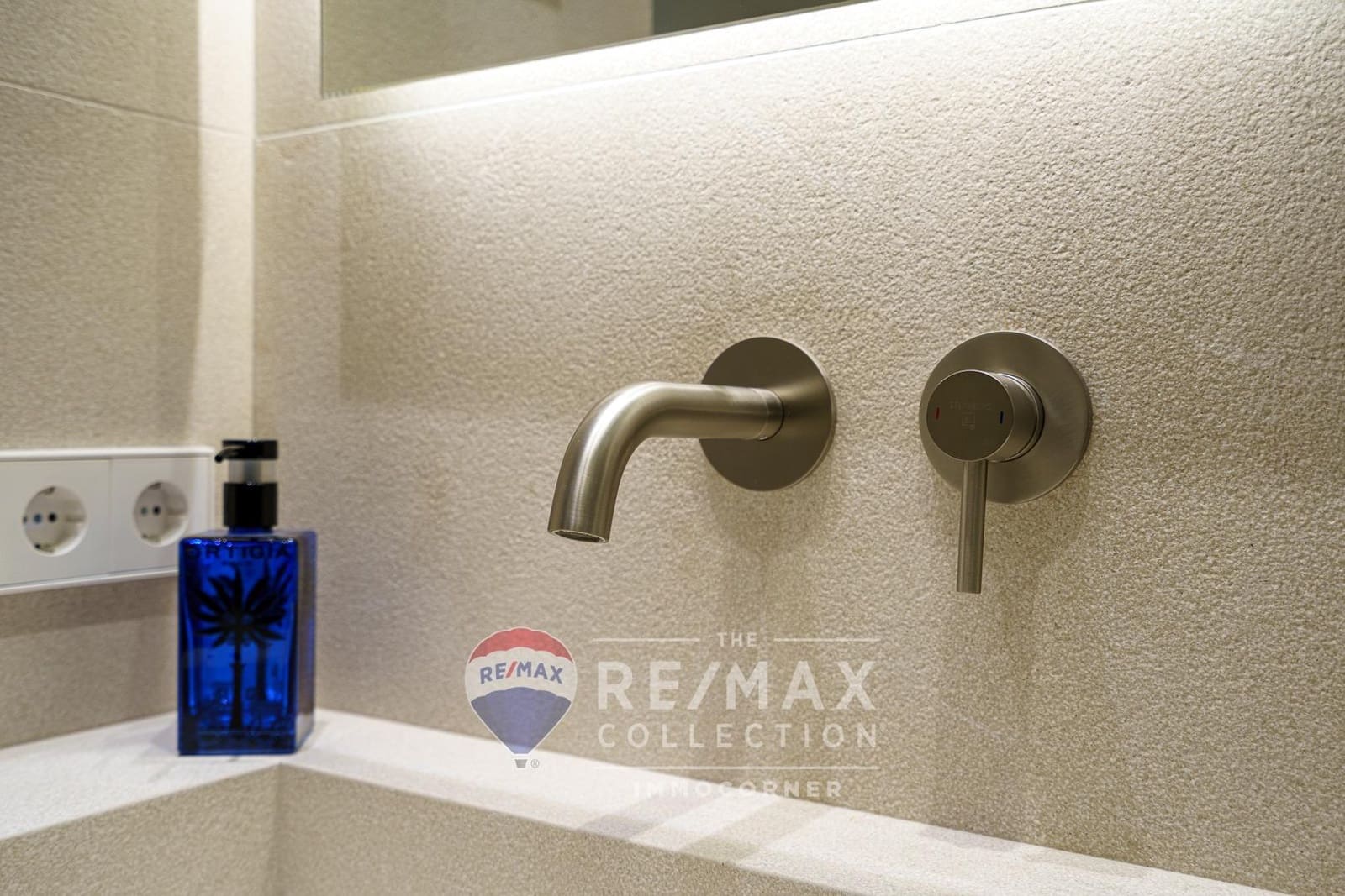 2 soveværelse Lejlighed til salg i Cala Mayor med swimmingpool garage - € 745.000 (Ref: 8458640)