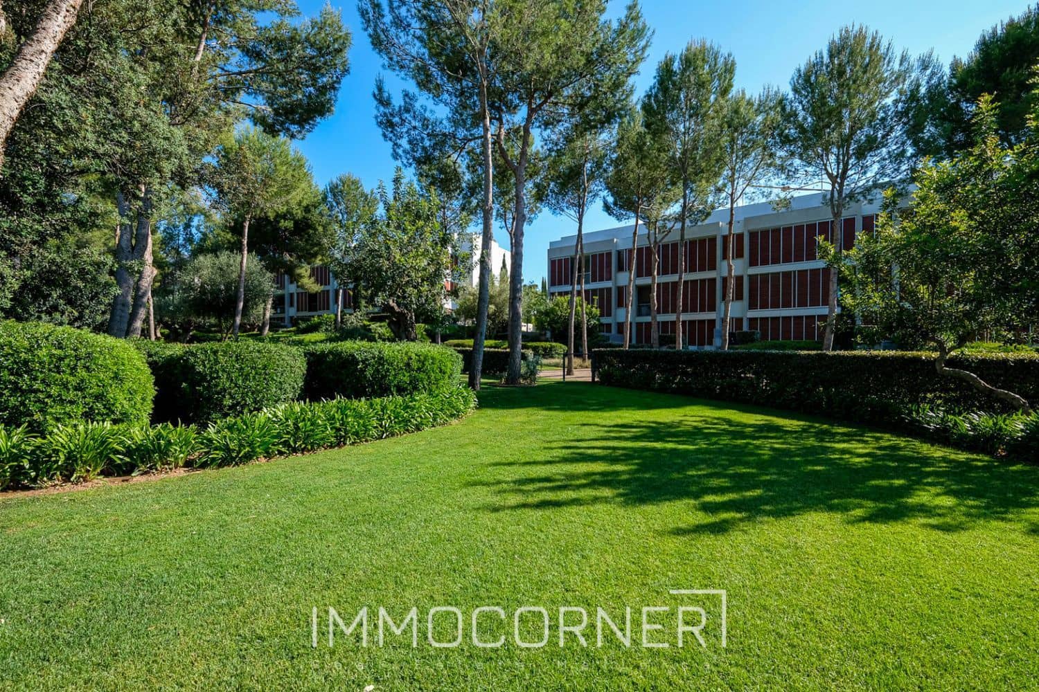 2 bedroom Penthouse for rent in Bendinat with pool garage - € 6,000 (Ref: 8458649)