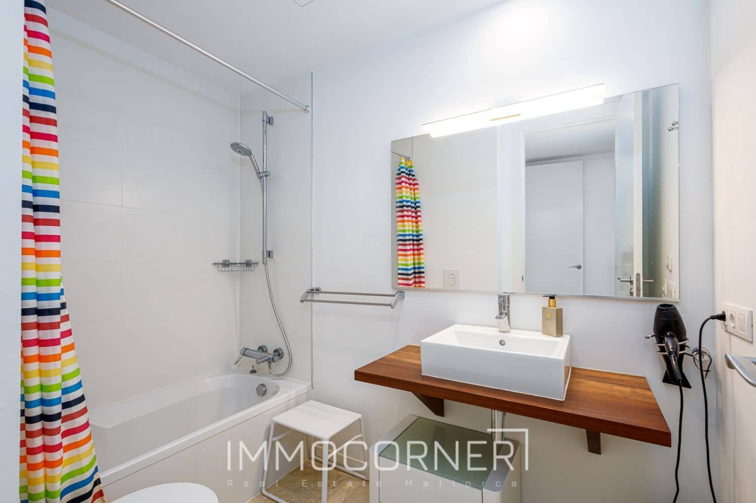 2 bedroom Penthouse for rent in Bendinat with pool garage - € 6,000 (Ref: 8458649)