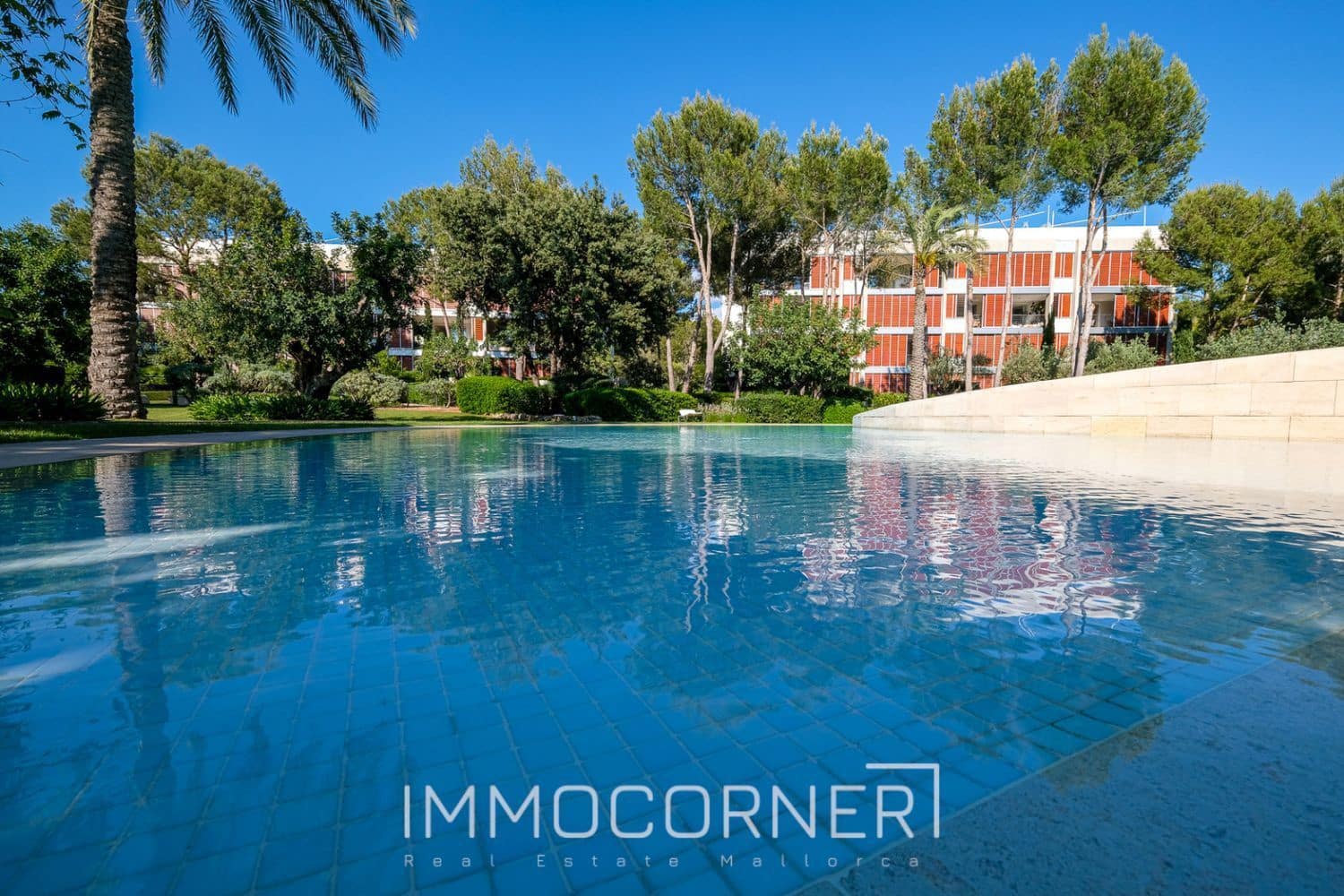 2 soveværelse Penthouse til leje i Bendinat med swimmingpool garage - € 6.000 (Ref: 8458649)
