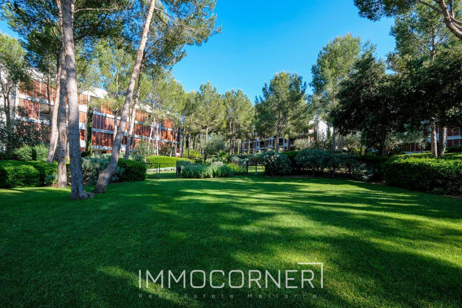 2 soveværelse Penthouse til leje i Bendinat med swimmingpool garage - € 6.000 (Ref: 8458649)