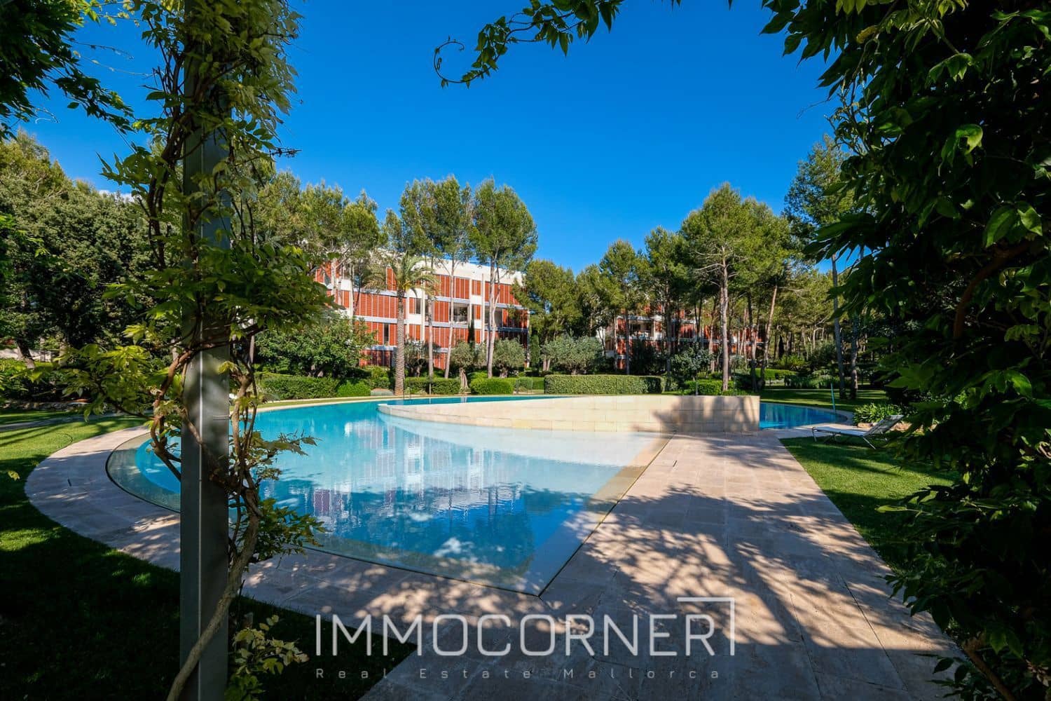 2 soveværelse Penthouse til leje i Bendinat med swimmingpool garage - € 6.000 (Ref: 8458649)