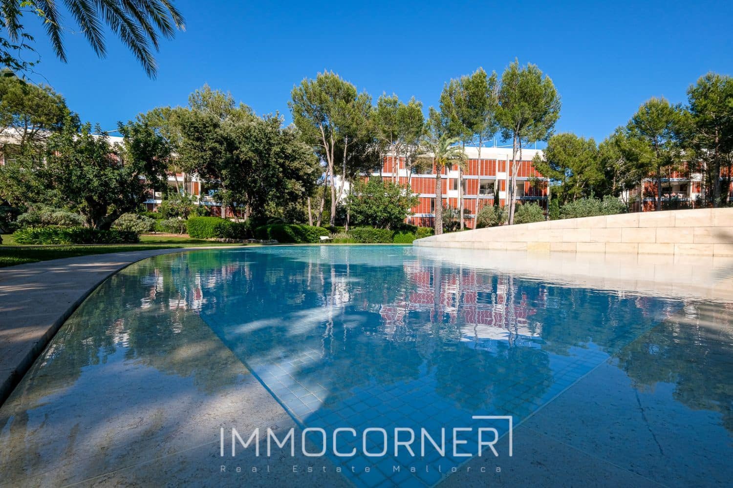 2 soveværelse Penthouse til leje i Bendinat med swimmingpool garage - € 6.000 (Ref: 8458649)
