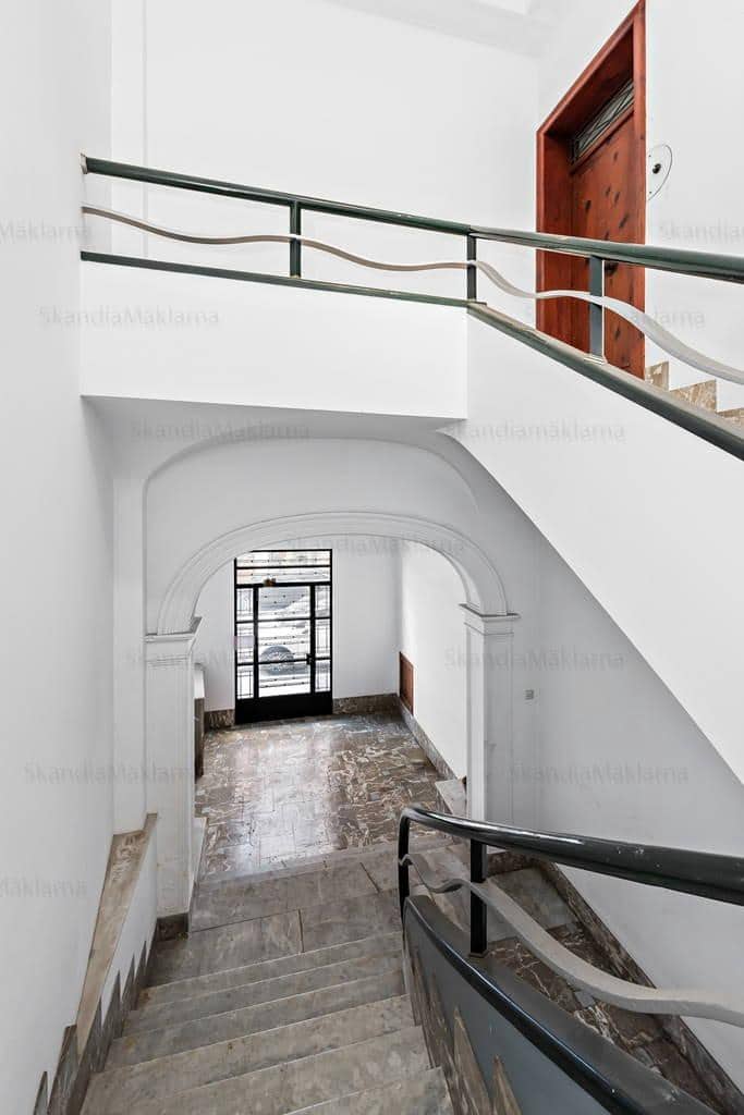 6 bedroom Commercial for sale in Palma de Mallorca with garage - € 2,000,000 (Ref: 8458654)