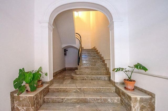 6 bedroom Commercial for sale in La Missió, Palma de Mallorca with garage - € 2,000,000 (Ref: 8458654)